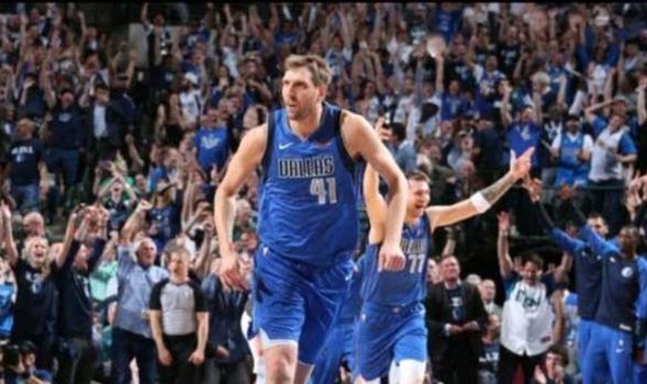 NBA独行侠加时争议绝杀太阳终结对手八连胜登顶联盟引热议